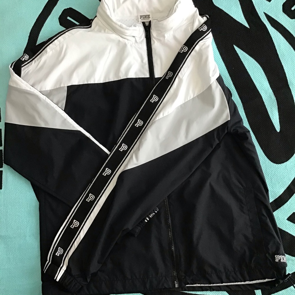 NEW VS PINK Colorblock Windbreaker XS/S RARE - Picture 3 of 11